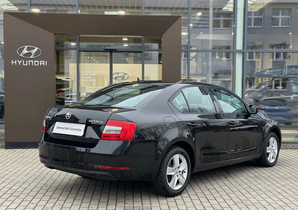 Skoda Octavia cena 48900 przebieg: 270000, rok produkcji 2017 z Szamotuły małe 67